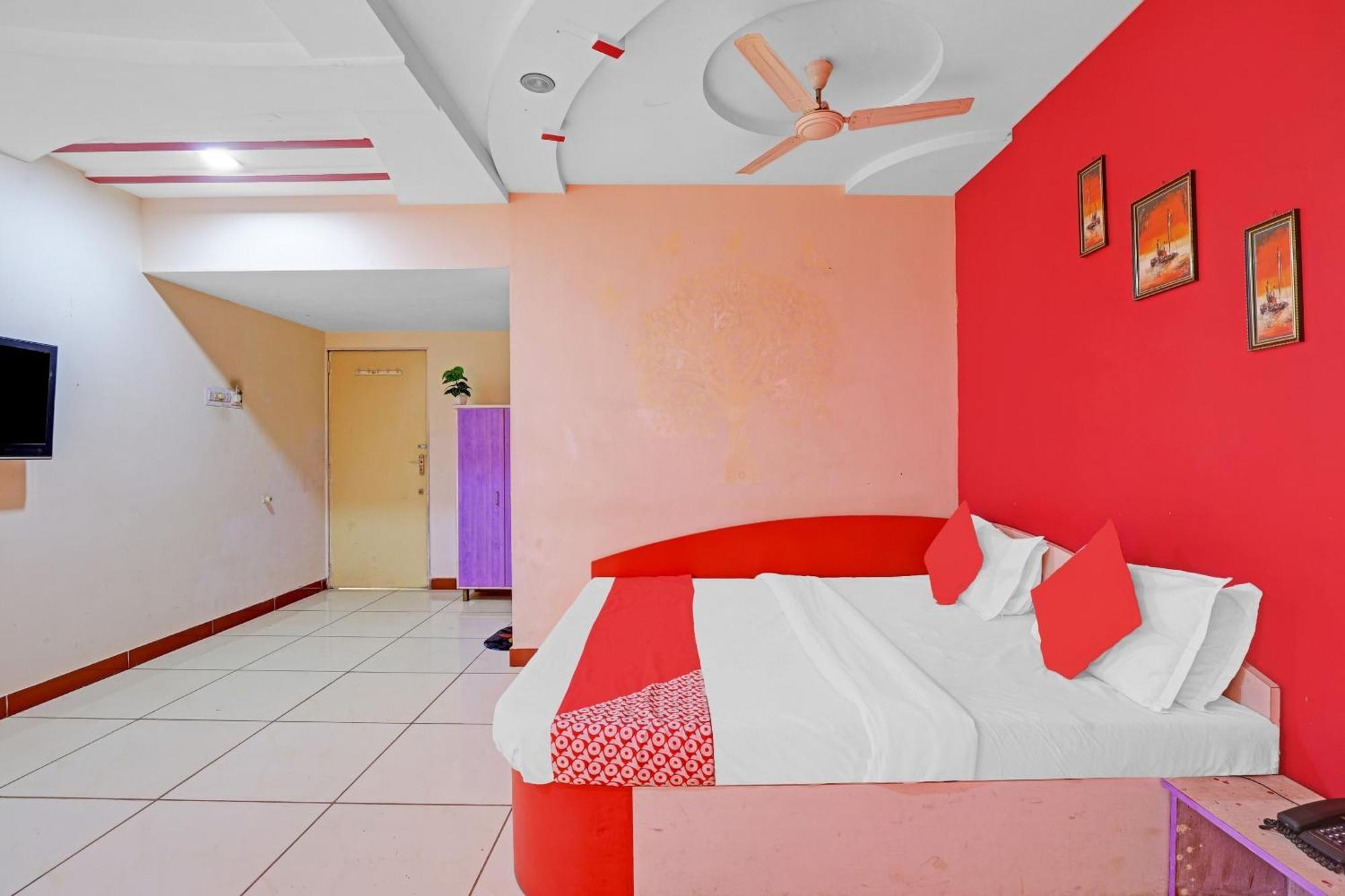 Hotel Velvet ラージコート エクステリア 写真