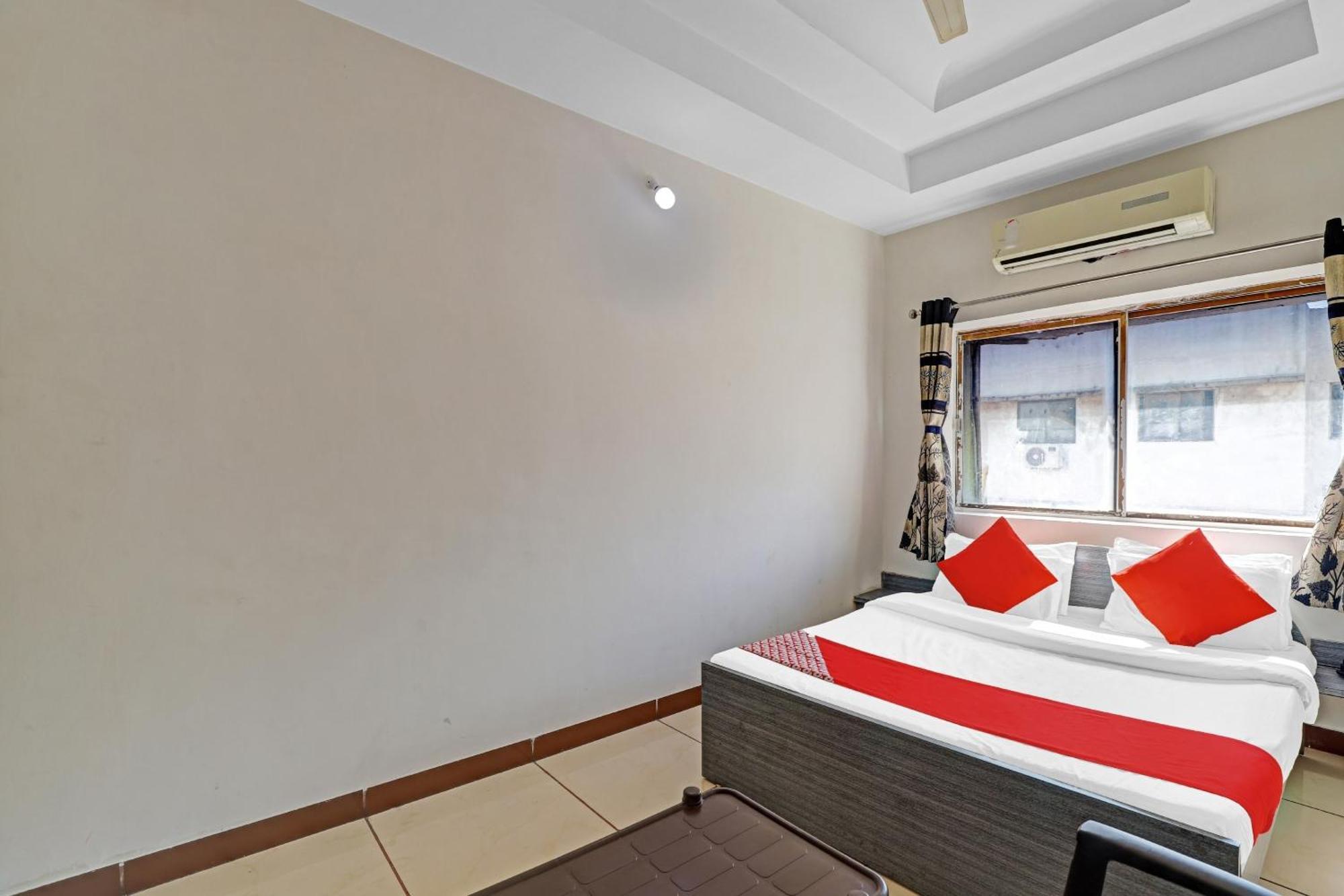 Hotel Velvet ラージコート エクステリア 写真
